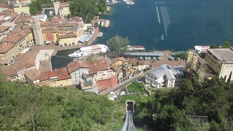 Panoramaaufzug zur Bastione in Riva del Garda: bequem zum Logenplatz über dem See